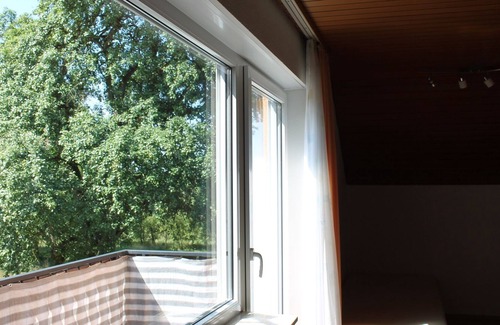 Lippertsreute Apartment | Ferienwohnung, 90 qm, 2 Schlafzimmer, max. 4 Personen