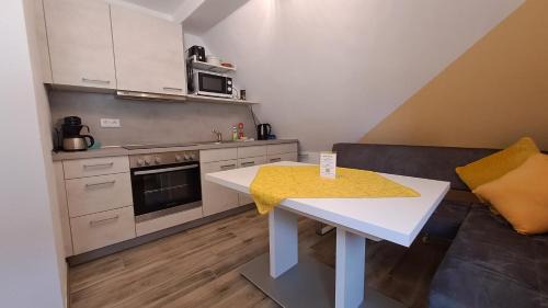 Frickenfelden Apartment | Ferienwohnung am Altmühlsee