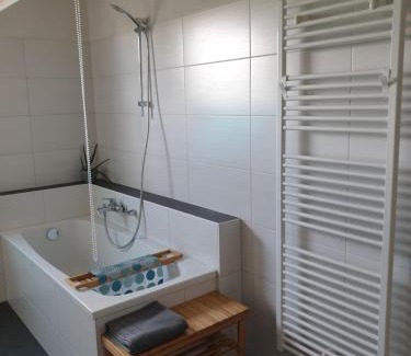 Breitungen Apartment | Ferienwohnung am Kiessee