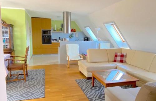 Seedorf Apartment | Ferienwohnung am Reuterteich