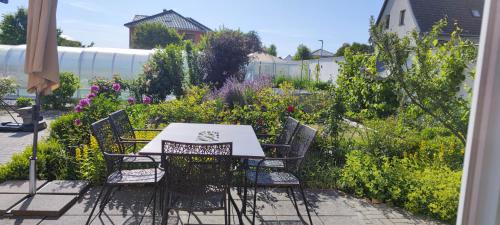 Wickendorf Apartment | Ferienwohnung am Schweriner Außensee