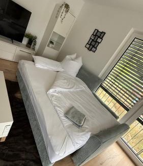 Altenahr Apartment | Ferienwohnung am Teufelsloch mit 2 Schlafzimmern und 2 Schlafcouchen a 1,4m