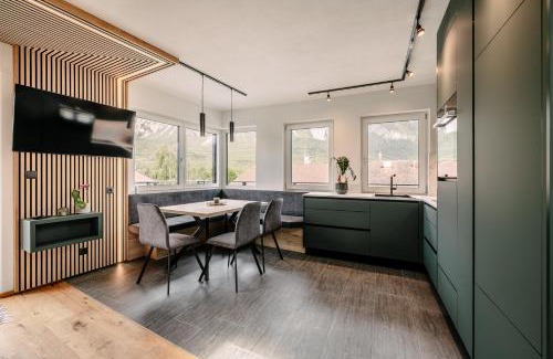 Oetztal-Bahnhof Apartment | Ferienwohnung Caroline