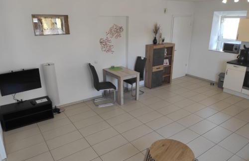 Weiler Apartment | Ferienwohnung Christoph,nahe Burg Steinsberg