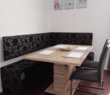 Schoenwald Apartment | Ferienwohnung Delphin