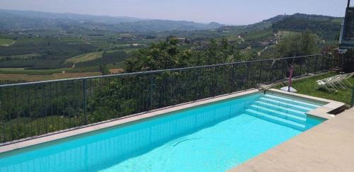 Verduno Apartment | Ferienwohnung für 2 Personen ca 30 qm in Verduno, Piemont Provinz Cuneo