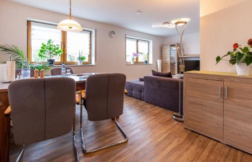 Erlabrunn Apartment | Ferienwohnung Franz Erlabrunn