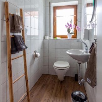 Erlabrunn Apartment | Ferienwohnung Franz Erlabrunn