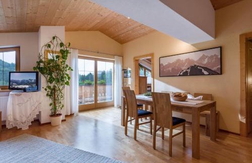 Steinberg am Rofan Apartment | Ferienwohnung Gasteiger