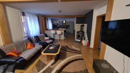 Langewiesen Apartment | Ferienwohnung Gottlebe