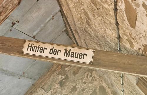 Hildburghausen Apartment | Ferienwohnung ,Hinter der Mauer'