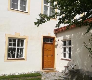 Ammerland Apartment | Ferienwohnung Hofmarkrichterhaus