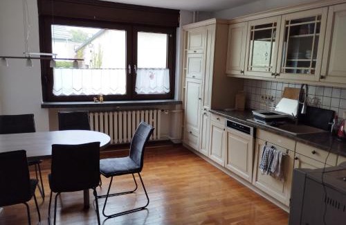 Kreuzebra Apartment | Ferienwohnung Hohenberg