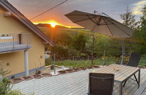 Weibach House | Ferienwohnung im Erzgebirge