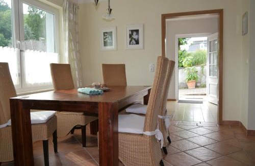 Bad Pyrmont Apartment | Ferienwohnung in Löwensen mit eigener Terrasse