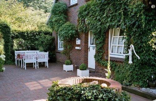 Bad Zwischenahn Apartment | Ferienwohnung Landhaus im Grünen