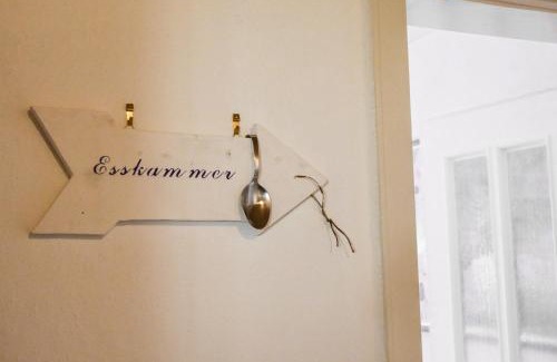 Neuoetting Apartment | ferienwohnung lispet
