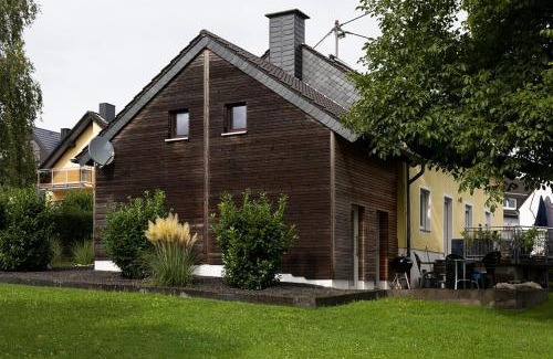 Sirzenich Apartment | Ferienwohnung Moni