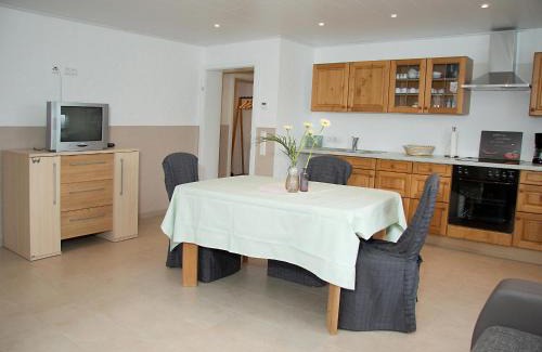 Nettersheim Apartment | Ferienwohnung Roderath