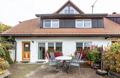 Dachsberg Apartment | Ferienwohnung Schwalbennest