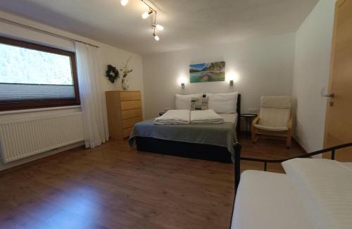 Bach Apartment | Ferienwohnung Sonja