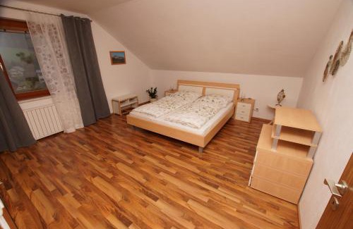 Gaming Apartment | Ferienwohnung Steiner Gertrude