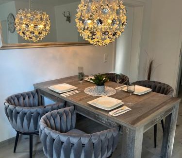 Roschbach Apartment | FERIENWOHNUNG TRUNK direkt an den Weinbergen, Parkplatz, Terrasse mit Grill und Lounge
