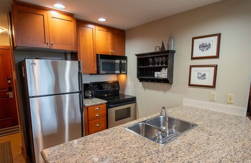 East Kootenay Condo | Fernie - Timberline Lodges Balsam #540