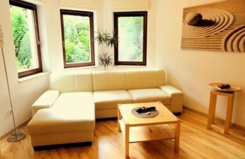Leubnitz-Neuostra Apartment | Fewo Ginkgo