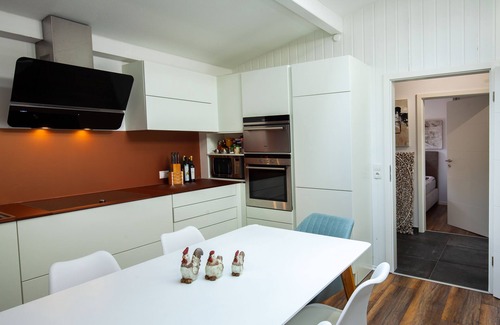 Trippstadt Apartment | Fewo/haus zur Alleinigen Verfügung mit Grossem Gartenparadies Inkl. Teich