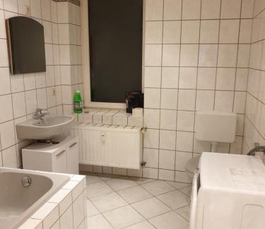 Weissenfels Apartment | FeWo Nina 2 - Monteurwohnung