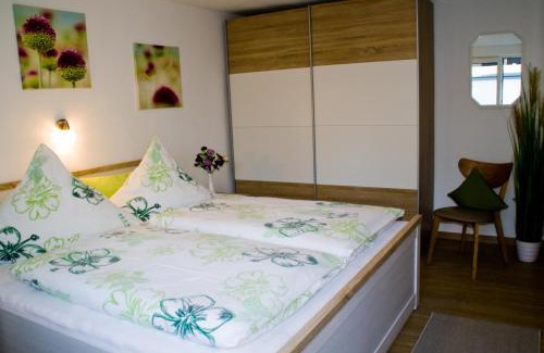 Ostseebad Prerow Apartment | FeWo Rothirsch - Heuser Prerow