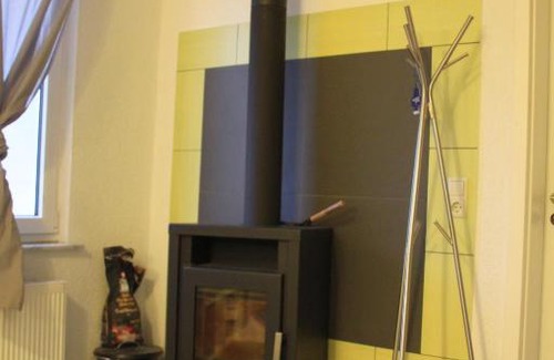 Meerane Apartment | FEWO Steile WH 2 Wand 106 Meerane