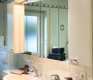 Eckental Apartment | FeWo-Weitsicht 140qm, exklusiv, volle Privatsphäre