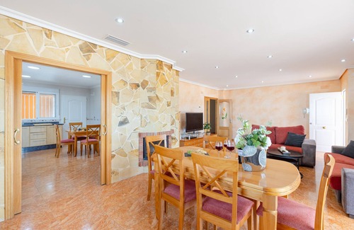 Crevillente Villa | Fidalsa Dom Perignon