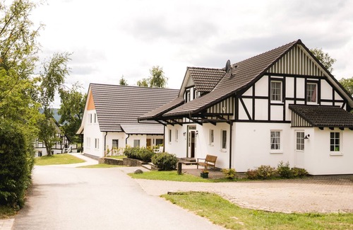 Niederberndorf House | Field barn - right -
