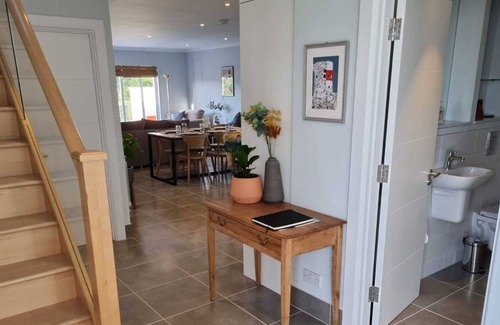 Saint Clement House | Field View, whole annexe