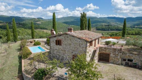 Radda in Chianti Villa | Fienile al Corno