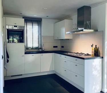 Winterswijk Henxel House | Fijn vakantiehuis op de golfbaan met eigen sauna!
