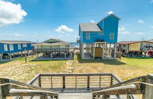 San Luis House | Filtered Ocean Views and Spectacular Surf Sounds!