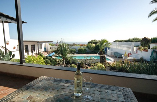 Macher Villa | Finca "El Volcan" Canarian Country Home, 4 Bedrooms, 3 Bath, Stunning Sea Views