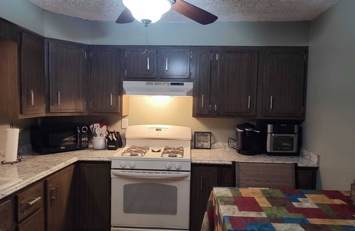 Oakmont Apartment | Find Your Joy in Oakmont, PA