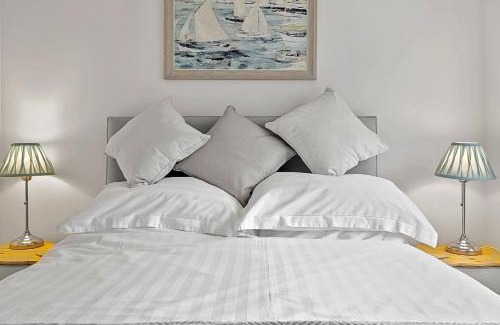 Boscundle House | Finest Retreats - Cove House