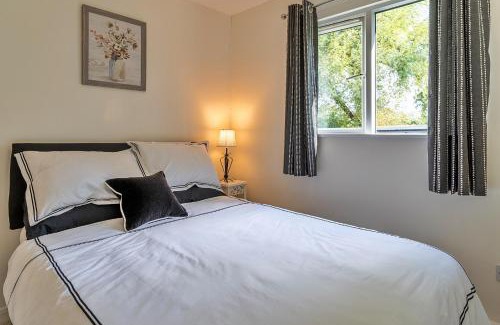 Wedmore House | Finest Retreats - Rosebud Cottage