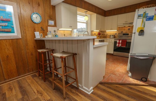 Southern Shores House | Finis Terre - Enjoy Unique Relxation at this wonderful beach home with panoramic ocean views!