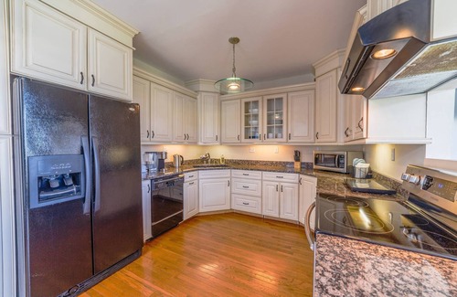 Cape Charles House | Fins Up - Chesapeake Properties