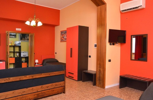 Nicolosi Bed & Breakfast | Fiori di Lava