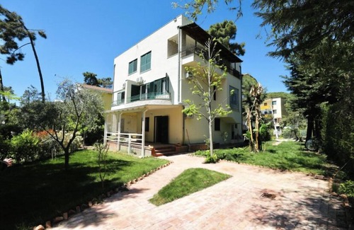 Golem Villa | Fire Place Villa