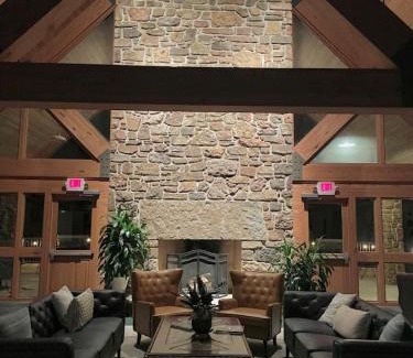 Cecil House | Fireside Lodge at Lost Trails