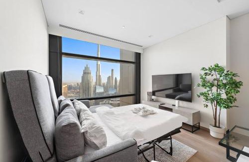 DIFC Apartment | FIRST CLASS 1BR Stunning Burj Khalifa Views